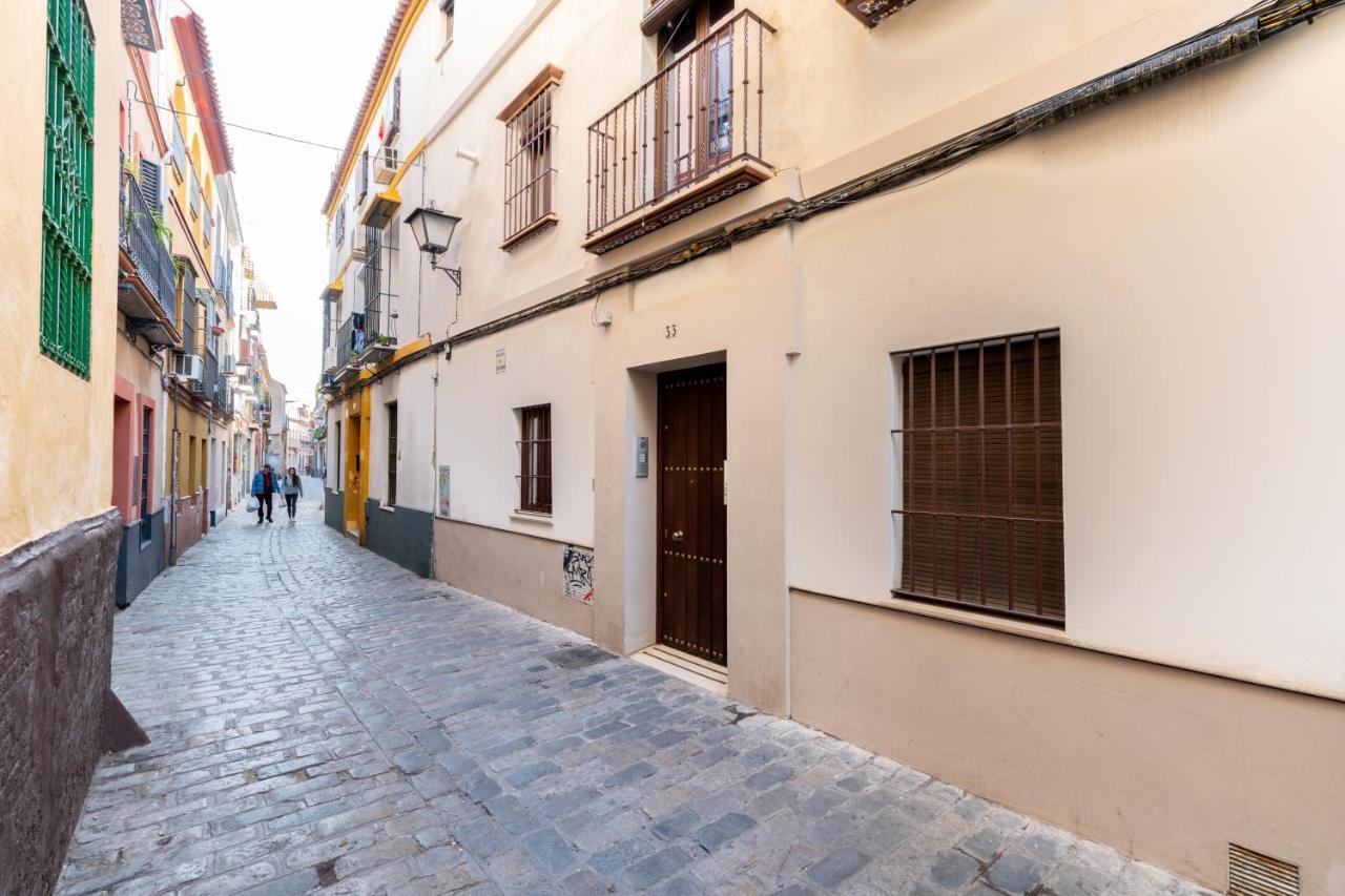 Holi-Rent Gonzalez Cuadrado Apartment Seville Exterior photo